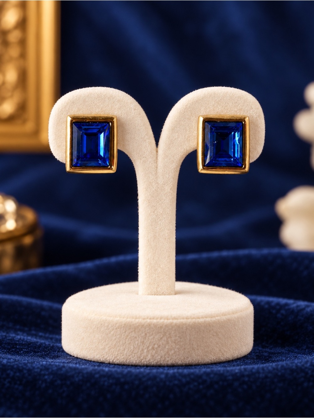 Vintage Swarovski SAL Sapphire Blue Crystal Gold Tone Stud Earrings